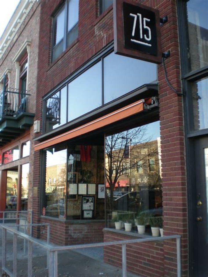Discovering the Culinary Delights of 715 Restaurant in Lawrence, KS