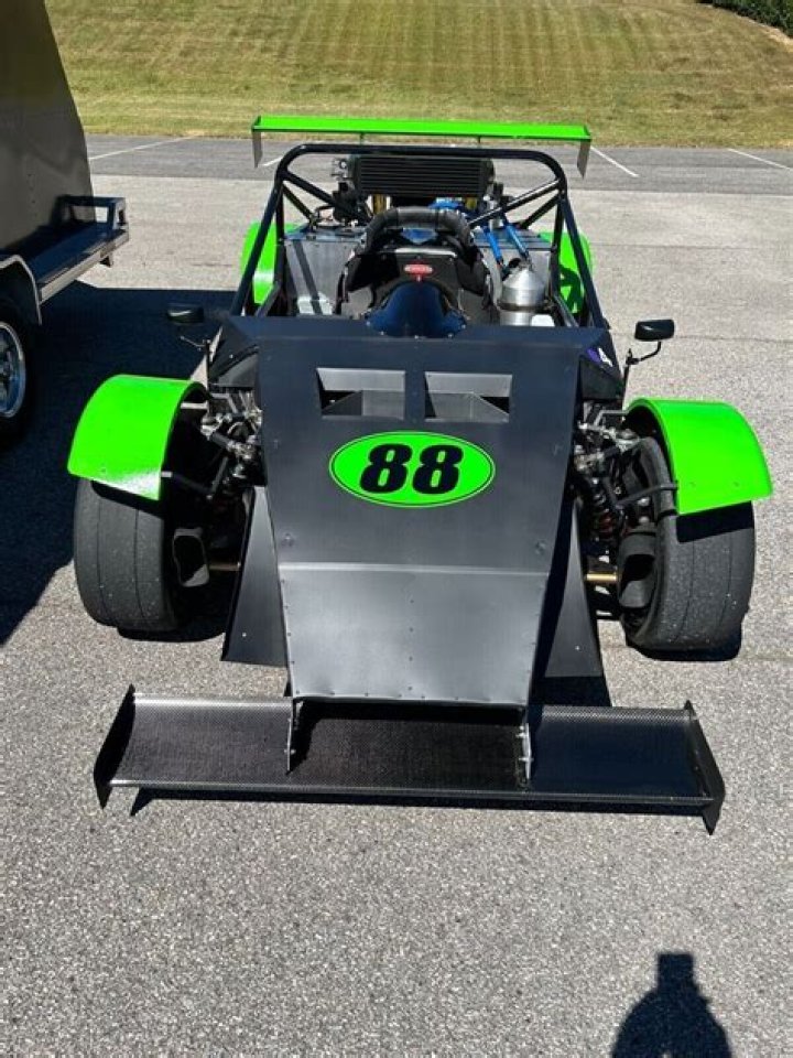 Exploring the 818 Track: A Comprehensive Guide