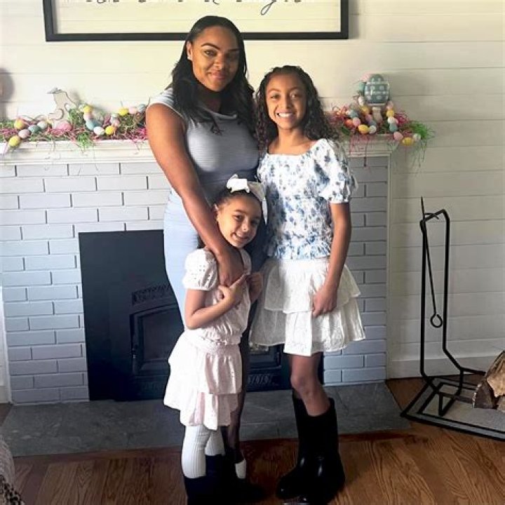 Aaron Hernandez's Daughter Net Worth: Understanding Her Financial Landscape