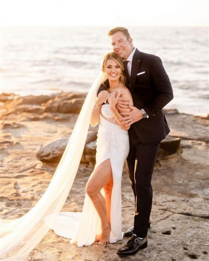 Amanda Balionis Boyfriend: All You Need to Know