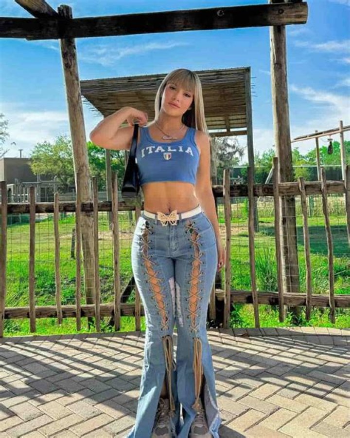 Amariah Morales: The Rising Star Illuminating the Entertainment World