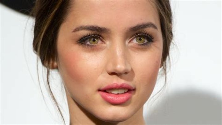 Ana de Armas: The Rising Star of Hollywood's Young Generation