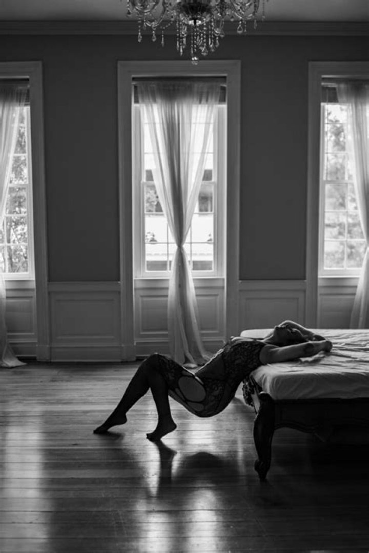 Boudoir Shoot Meaning: Unveiling the Allure of Intimate Photography