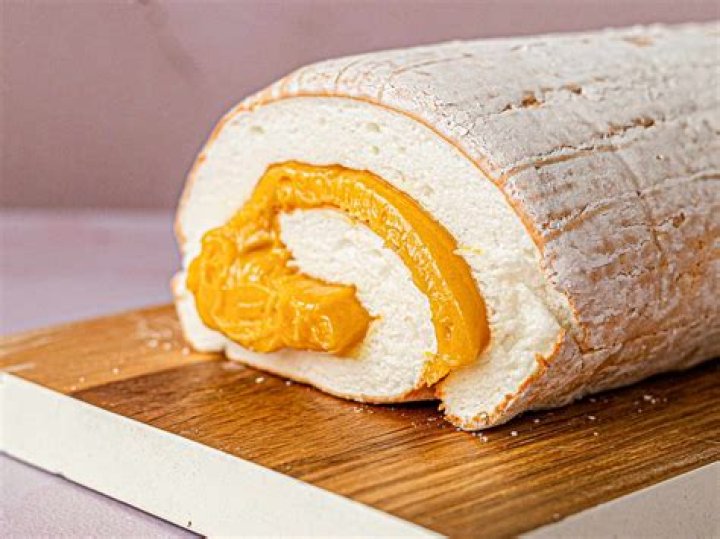 Discovering the Delight of Brazo de Mercedes: A Sweet Indulgence
