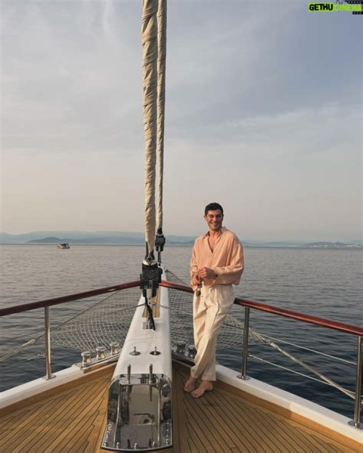 Burak Deniz 2024: The Rising Star of Turkish Cinema