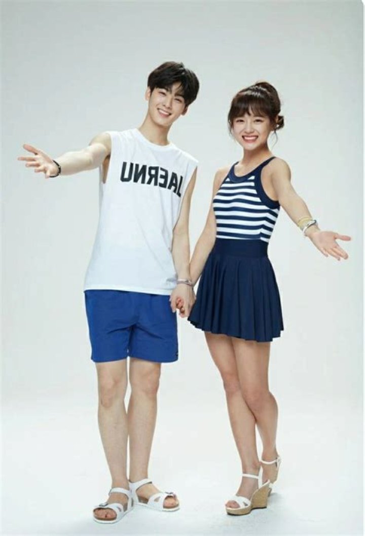 Cha Eun Woo and Kim Se Jeong: The Rising Stars of K-Pop and K-Drama