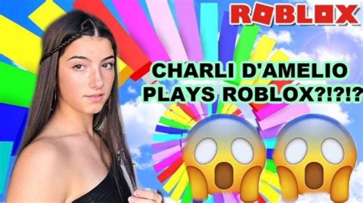 Charli D'Amelio: The Rise of a TikTok Star in the World of Roblox and Twitter