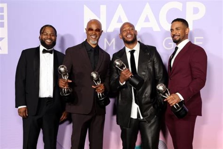 Damon Wayans: Dating, The Life, and Love of a Comedy Legend