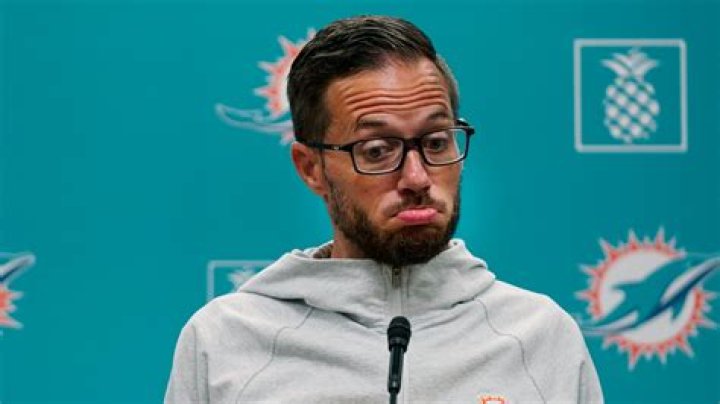 Dolphins Head Coach Age: A Comprehensive Look at the Leader of the Miami Dolphins