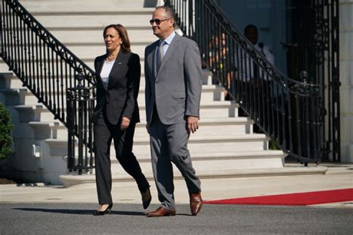 Unveiling Douglas Emhoff's Height: A Look into the Life of Kamala Harris' Husband