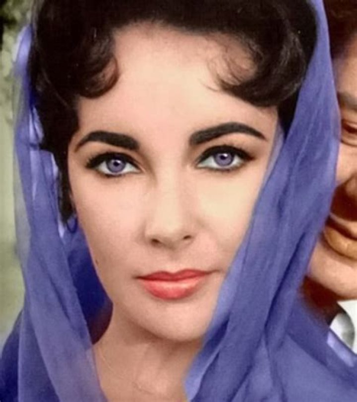 Elizabeth Taylor's Eyes: A Timeless Beauty Icon