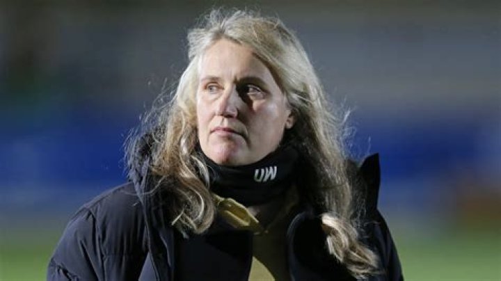 Understanding Emma Hayes Relationships: A Deep Dive