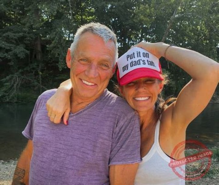 Ernest Ray Lynn: A Deep Dive into the Life and Legacy of a Country Music Legend