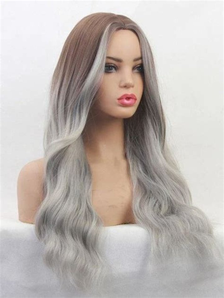 Stunning Foxwigs: Best Styles & Trends