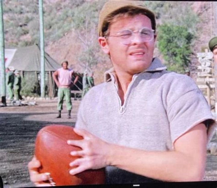 Gary Burghoff: The Legacy of a Unique Hand in Entertainment