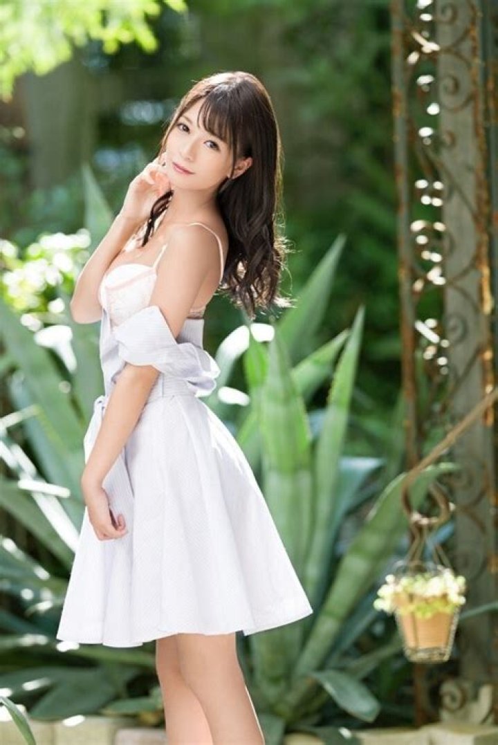 Exploring the World of Gravure Japan Idols: A Cultural Phenomenon