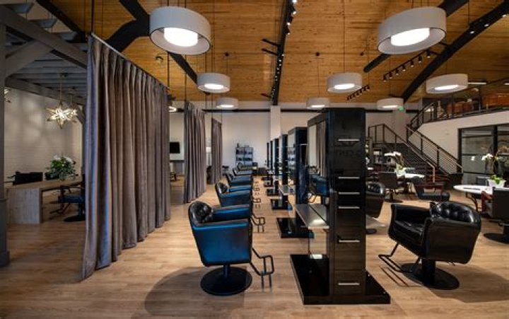 Top-Rated Grow Salon Services & Styles