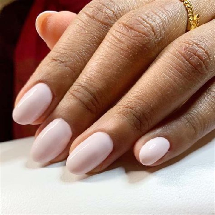Everything You Need to Know About Hard Gel Nails: A Complete Guide