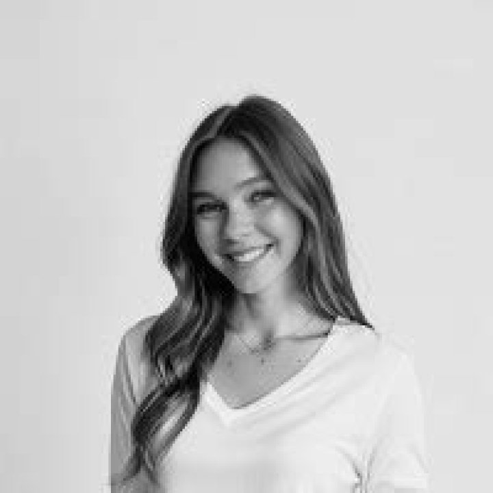 Expert Insights from Hartley Acosta, an SEO Master