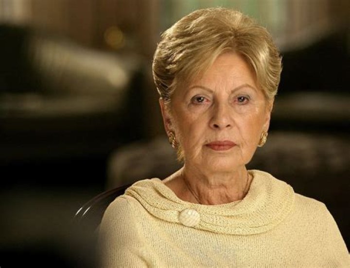 Exploring the Life and Achievements of Helen Jonas Rosenzweig