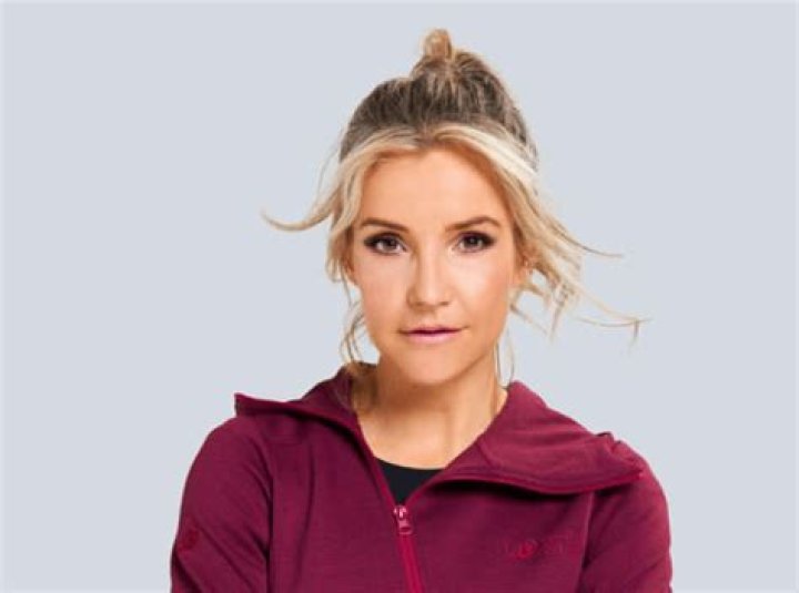 Helen Skelton Net Worth: A Comprehensive Look at Her Wealth and Career