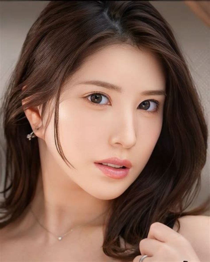 Hikaru Nahi Erome: A Comprehensive Guide to Her Life, Career, and Achievements