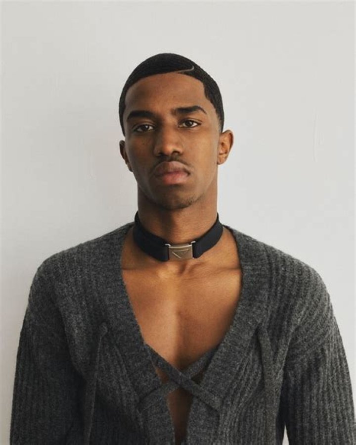 Unveiling the Height of Christian Combs: How Tall is He Really?