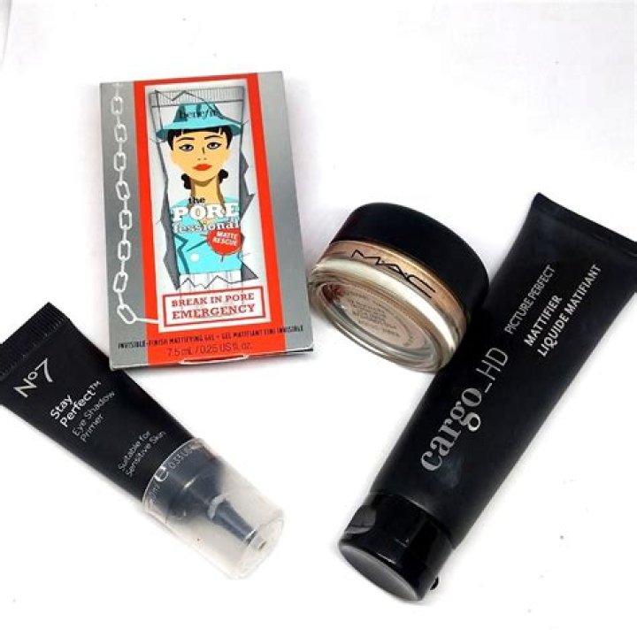 Hypoallergenic Eye Primer: The Ultimate Guide for Sensitive Eyes