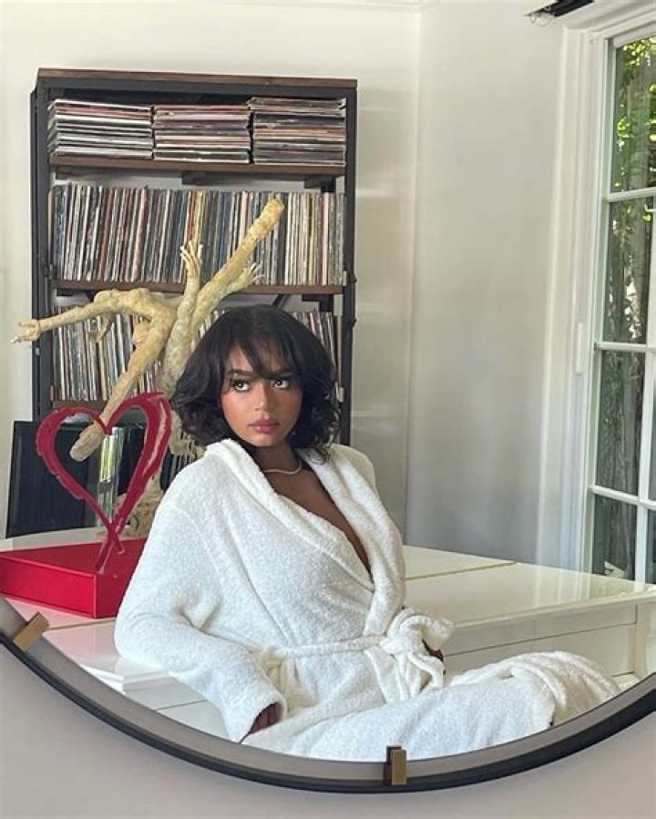 Is Kyla Pratt a Wayans? Unraveling the Family Connection