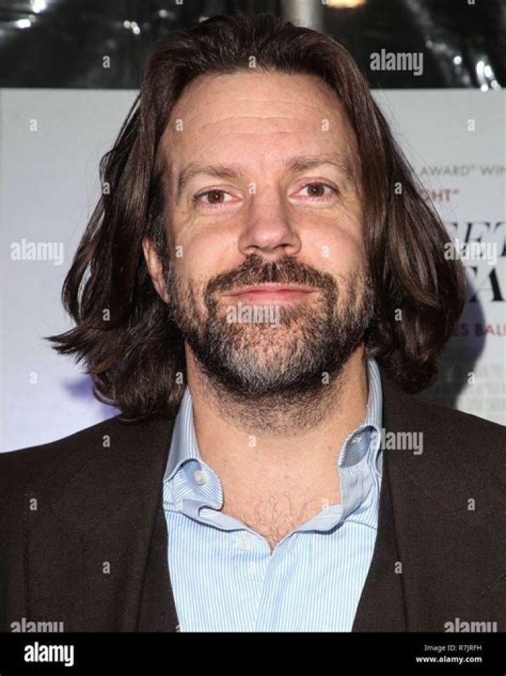Jason Sudeikis Long Hair: A Style Evolution