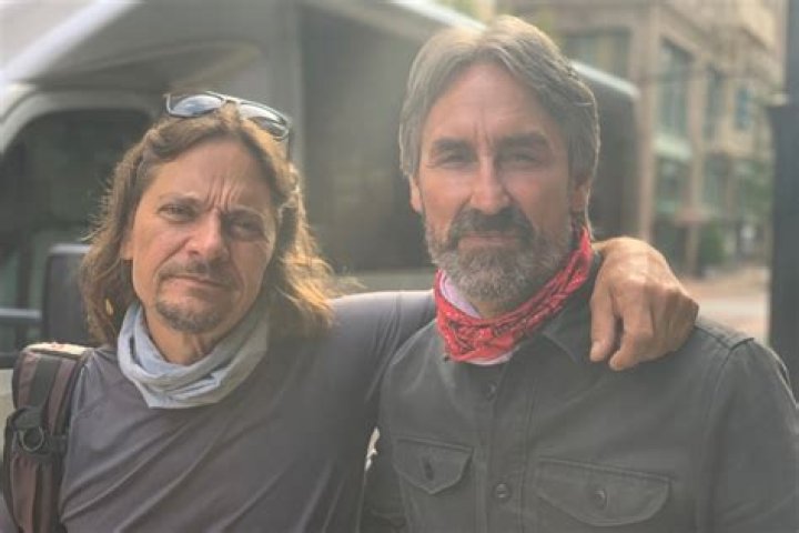 Exploring the Iconic Jersey of Jon from American Pickers: A Deep Dive into Its Significance