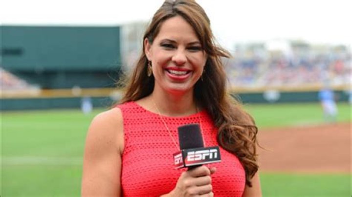 Discovering the Secrets Behind Jessica Mendoza's Bra Size