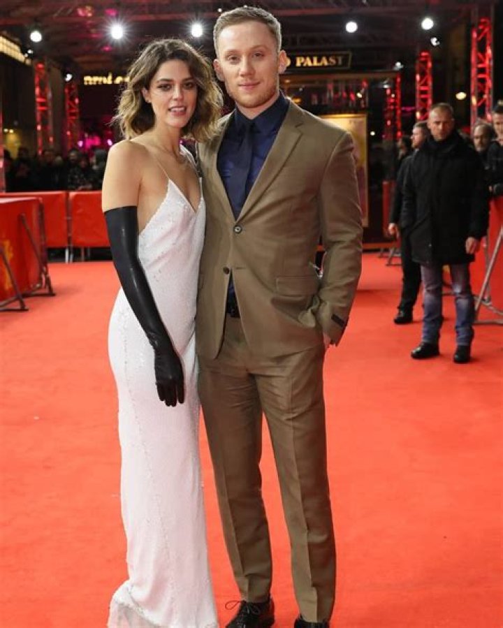 Joe Cole: A Deep Dive into the Actor's Relationships