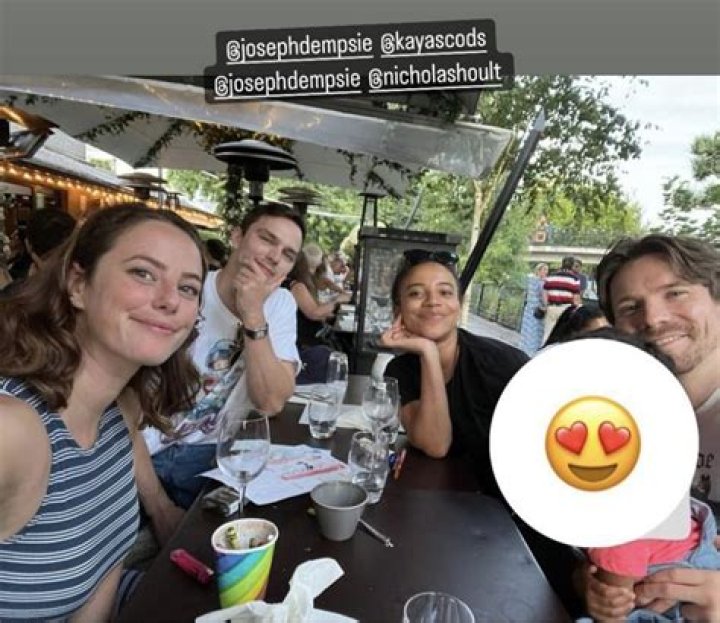 Exploring Joe Dempsie's Relationships: The Man Behind the Roles