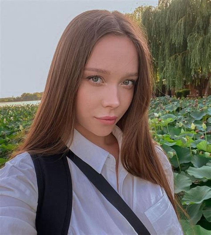 Kate Kurray: The Rising Star of Contemporary Art