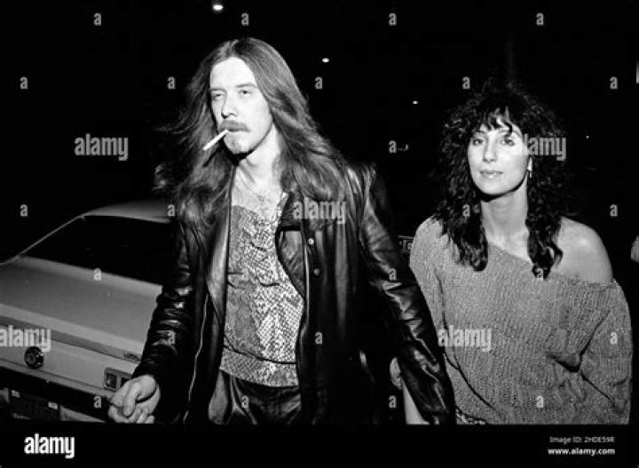 Exploring the Fascinating World of Les Dudek