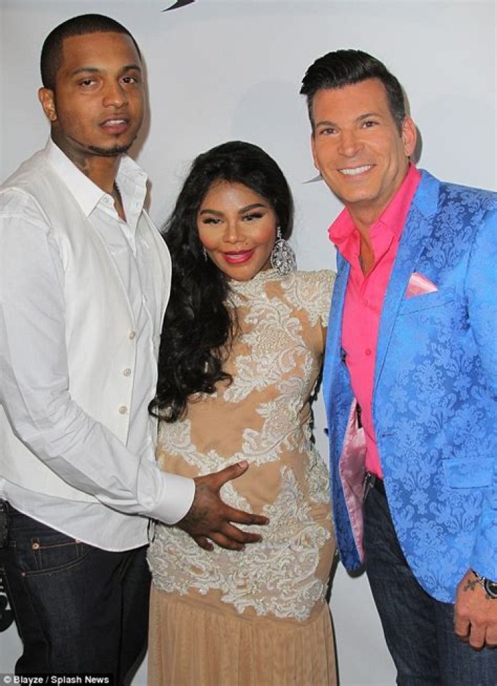 Lil Kim Husband: The Intriguing Life and Love Story
