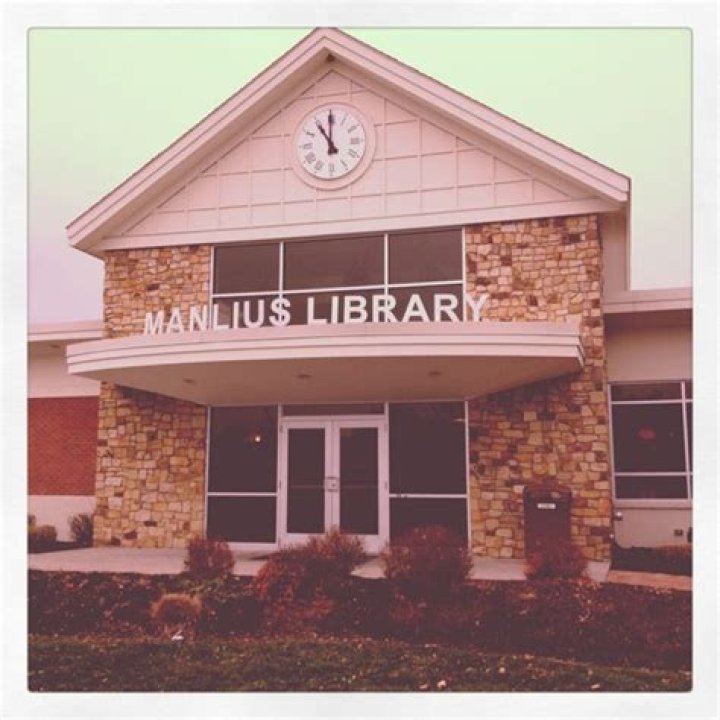 Discovering the Charm of Manlius Library