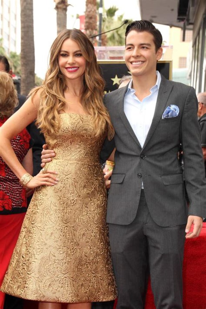 Exploring the Life and Career of Manolo Gonzalez-Ripoll Vergara