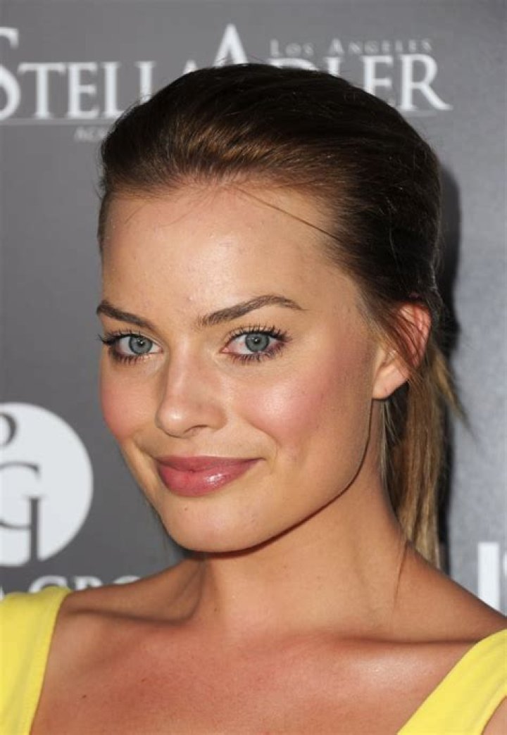The Natural Hair Color of Margot Robbie: A Deep Dive into Her Iconic Looks