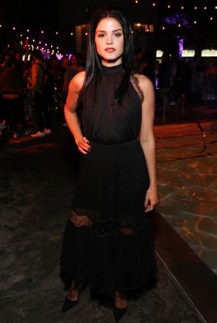 Marie Avgeropoulos Net Worth: Insights and Analysis