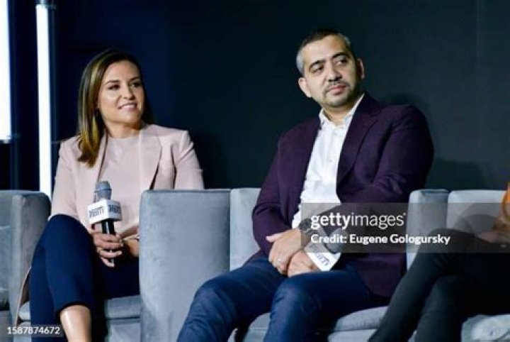 Unveiling the Life of Mehdi Hasan's Beloved Wife, Rakhshanda Hasan