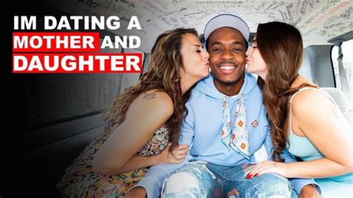 Mum and Daughter Fanbus: A Unique Bond Between Generations