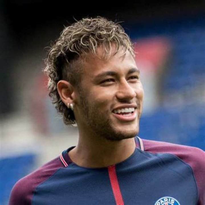 Neymar's Haircut: A Style Icon in Football