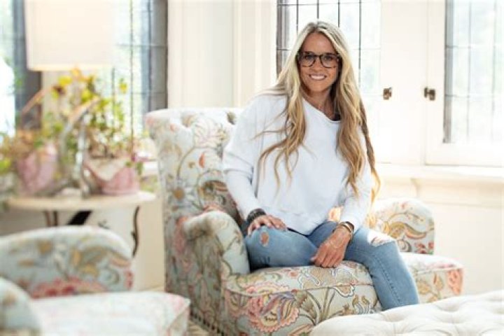 A Personal Look into Nicole Curtis Past for the Home Renovation Enthusiast