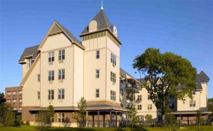 Discovering Norwood Crossing: A Hidden Gem in the City