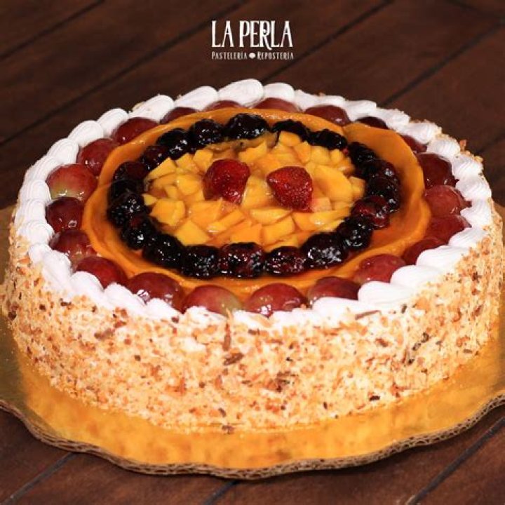 Best Perla Pastries &amp; Cakes - Sweet Treats Await!