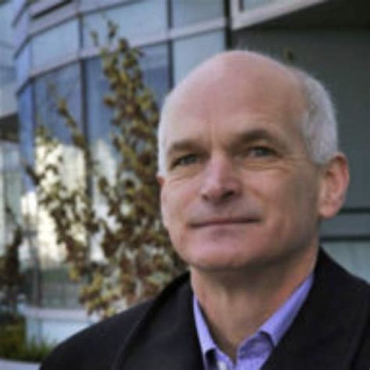 The Ultimate Guide to Peter Kreuk: An Overview of His Career and Personal Life