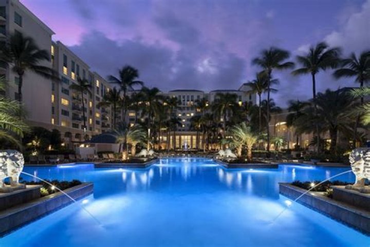 Discover the Luxurious Experience at Ritz Carlton San Juan