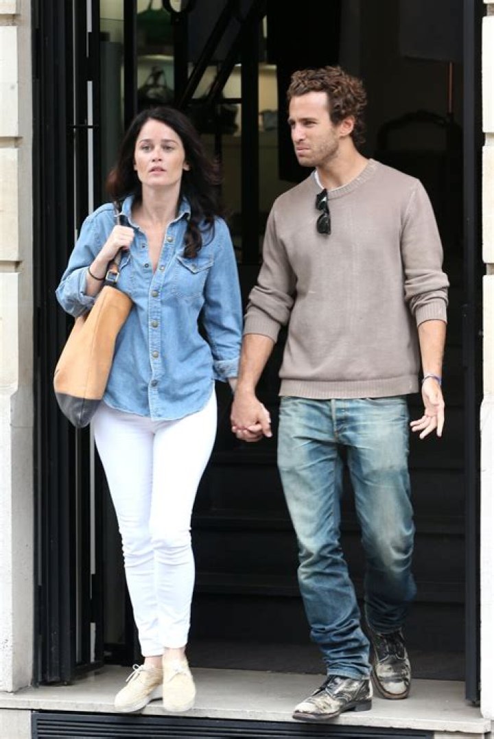 Robin Tunney and Husband: A Journey of Love, Success, and Family
